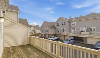 2720 N Greenwood Ave, Arlington Heights, IL 60004