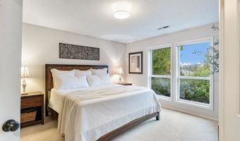 6295 SW TILLAMOOK Pl, Beaverton, OR 97007