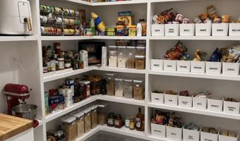 718 Mount Olive Dr, Albertville, AL 35950