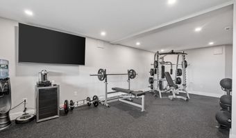 75 Ernest Day Rd, Hiram, ME 04041