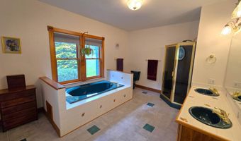 155 Hillwinds North Rd, Brattleboro, VT 05301