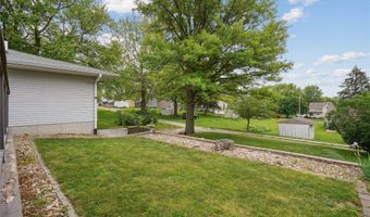 712 Adair St, Adair, IA 50002