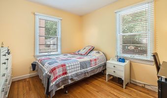 1925 Norway Rd, Ann Arbor, MI 48104