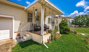 740 E Powers St, Albany, IN 47320