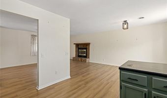 9 Oriole Dr, Agency, MO 64401