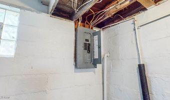 166 Chittenden St, Akron, OH 44306