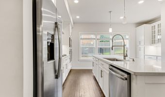 5701 11TH St N 2, Arlington, VA 22205