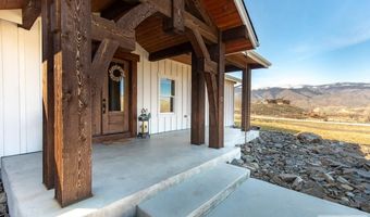 53 Black Hawk Dr, Carmen, ID 83462