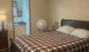 123 Sparrow Dr, Augusta, ME 04330