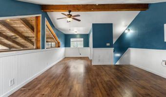 10863 La Vernia, Adkins, TX 78101