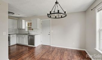 1341 E Cannon Ave, Albemarle, NC 28001