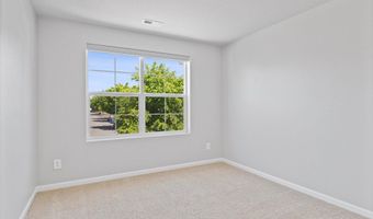 12800 JOYS Dr, Oregon City, OR 97045