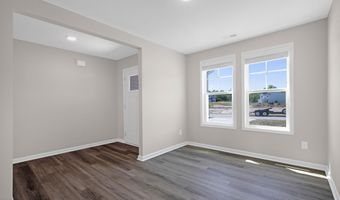 80 Coachman Ln, Autryville, NC 28318