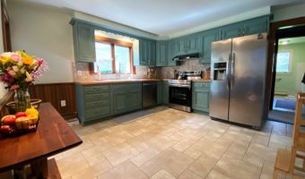 11522 Strouds Run Rd, Athens, OH 45701