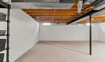 19 Parkplace N, Allen Park, MI 48101