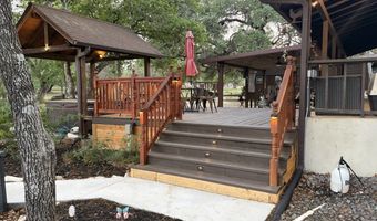 828 SHADY GROVE Ln, Adkins, TX 78101
