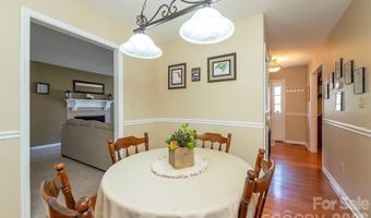 46 Foxberry Dr, Arden, NC 28704