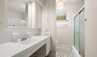 8067 Queenswood Ct, Baton Rouge, LA 70806