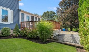 91 Warren Ave, Cranston, RI 02920
