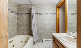 79 Christmas Mountain Rd 79, Bartlett, NH 03838