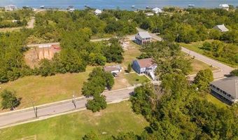 204 Harrison Ct, Bay St. Louis, MS 39520