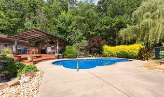 135 JUSTICE Dr, Anniston, AL 36207