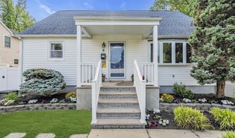 2 8th St, Aberdeen, NJ 07747