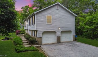 37 Evergreen Rd, Alloway, NJ 07461