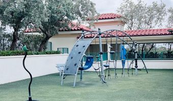 19900 E Country Club Dr 1020, Aventura, FL 33180