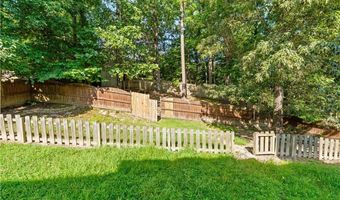5703 Newnan Cir, Austell, GA 30106