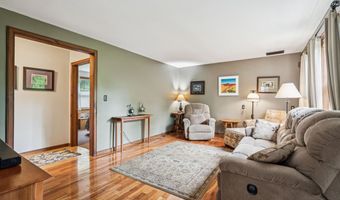 530 West Rd, Barnard, VT 05031