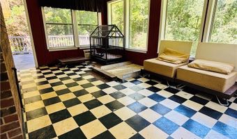 110 Saxon Woods Dr, Athens, GA 30607