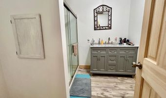 451 HWY 8, Armstrong Creek, WI 54103