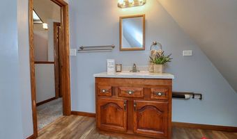 17200 Pella Rd, Adams, NE 68301