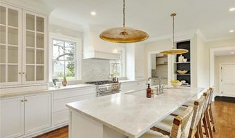 53 Jennys Ln, Barrington, RI 02806
