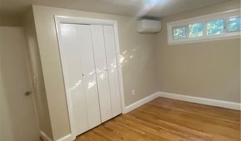316 Manolla Ave, Warwick, RI 02888