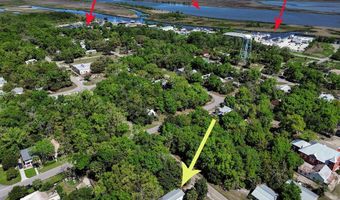 174 Dr Frederick S Humphries St, Apalachicola, FL 32320