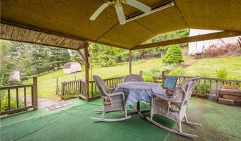 2312 Lake Ave, Allison Park, PA 15101