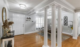 1204 Crestbrook Dr, Albertville, AL 35950