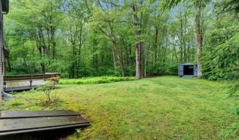 70 Smith Ln, Burlington, CT 06013