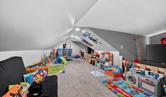 173 Market St, Aurora, IN 47001