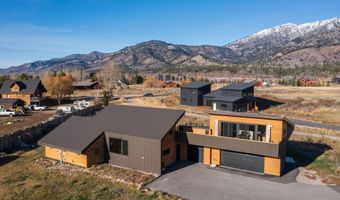 356 COLUMBINE St, Alpine, WY 83128