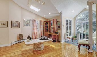 185 Monmouth Ave, Atlantic Highlands, NJ 07716