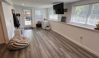 190 Pillsbury Rd, Ashby, MA 01431