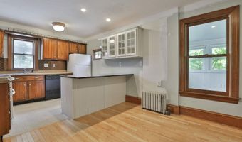 108 Ponemah Rd, Amherst, NH 03031