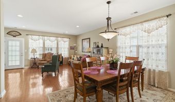 14 HIDDEN LAKE Cir, Barnegat, NJ 08005