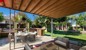 1110 Elmwood Dr, Escondido, CA 92025