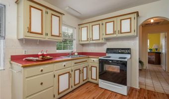 304 W LAKE Ave, Auburndale, FL 33823