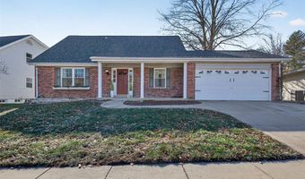 618 Running Creek Dr, Ballwin, MO 63021