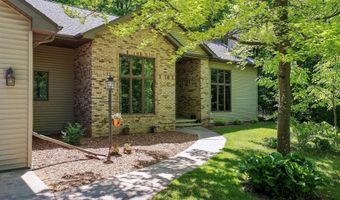 N3880 ANITA WIECKERT Road, Appleton, WI 54913